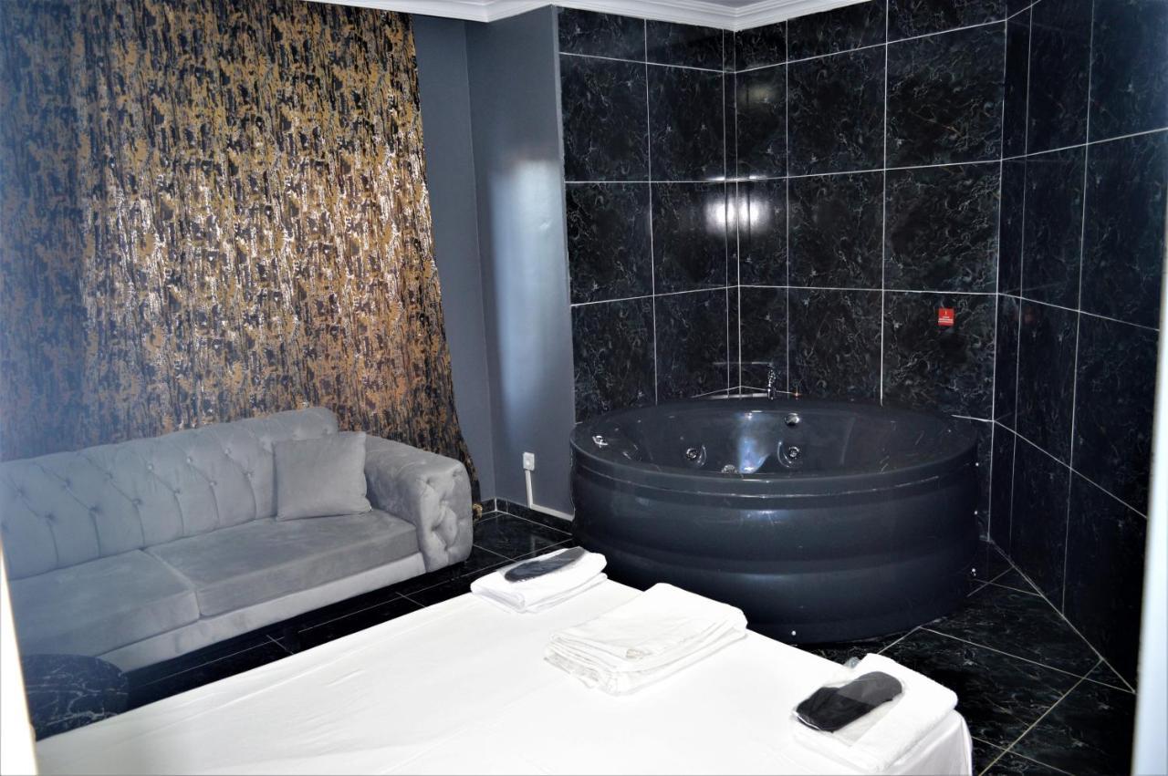 Vip Suit Otel 伊斯坦布尔 外观 照片