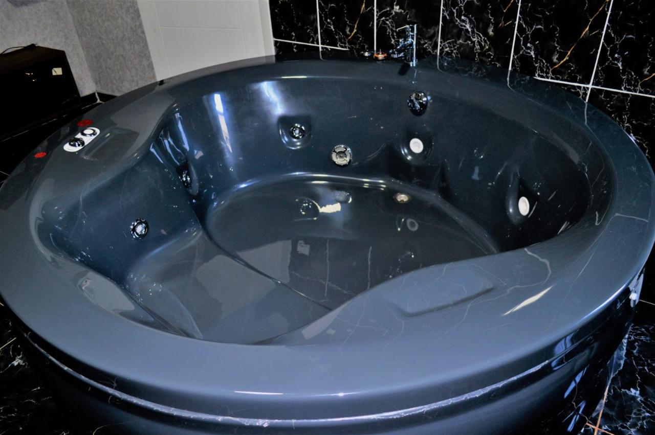 Vip Suit Otel 伊斯坦布尔 外观 照片